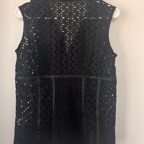 NWT Cache Black Sleeveless Blouse - Picture 3 of 3